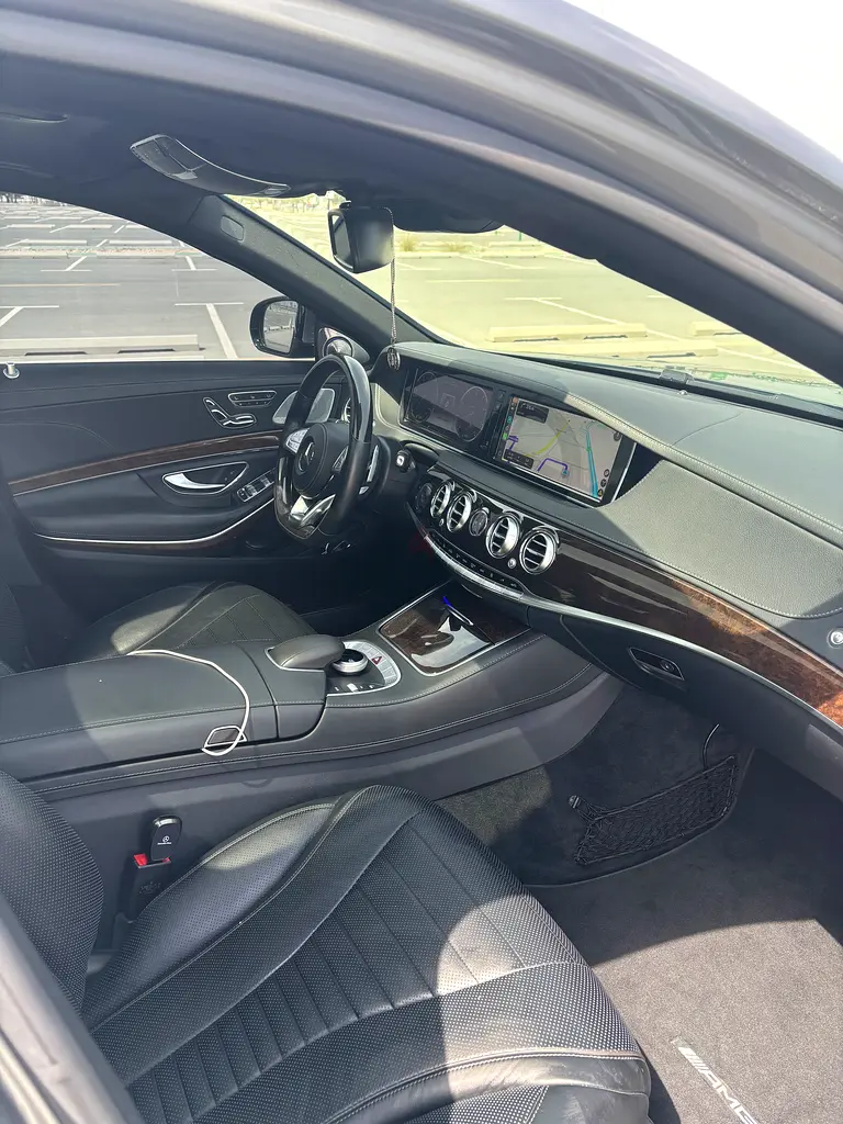 Cleanest S500 GCC with Mercedes service contract till July 2027 - Image 10