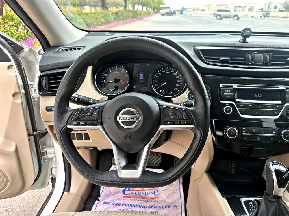 900/MONTH ZERO DOWNPAYMENT SINGLE OWNER GCC SPECS GOOD CONDITION WITH 1 YEAR WARRANTY - Image 11