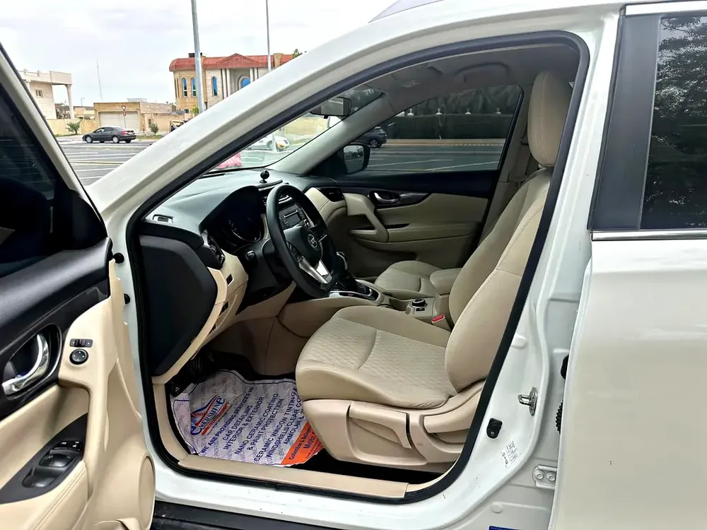 900/MONTH ZERO DOWNPAYMENT SINGLE OWNER GCC SPECS GOOD CONDITION WITH 1 YEAR WARRANTY - Image 12