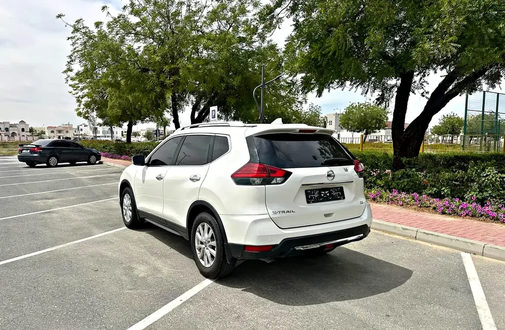 900/MONTH ZERO DOWNPAYMENT SINGLE OWNER GCC SPECS GOOD CONDITION WITH 1 YEAR WARRANTY - Image 5