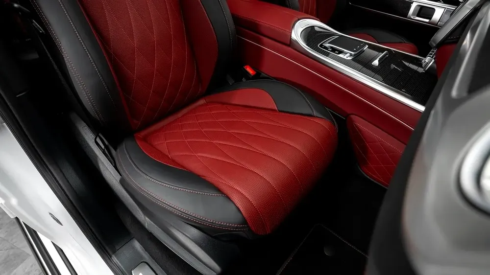 Mercedes-Benz G63 AMG - 2025 - GCC Specs - Under Warranty and Service Contract - Image 15