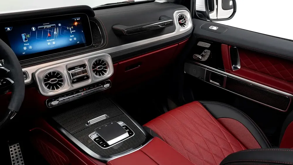 Mercedes-Benz G63 AMG - 2025 - GCC Specs - Under Warranty and Service Contract - Image 9