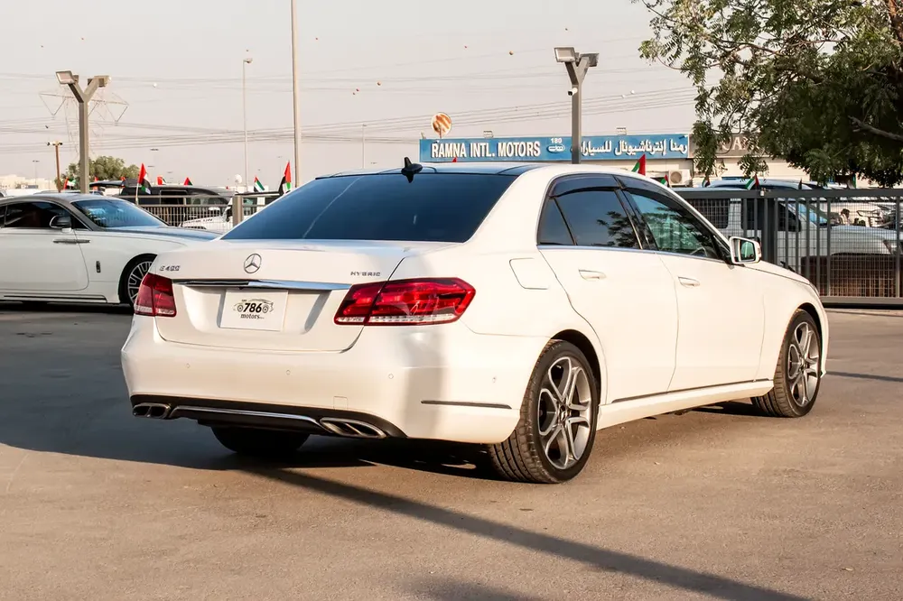 MERCEDES-BENZ E400 HYBRID | 4.5 B GRADE | 102000 KM | CLEAN TITLE | FREASH JAPAN IMPORT | - Image 6