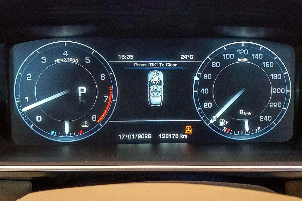 AED 2640/month | 2016 Land Rover Range Rover HSE LE | GCC Specs | Ref#418234 - Image 15