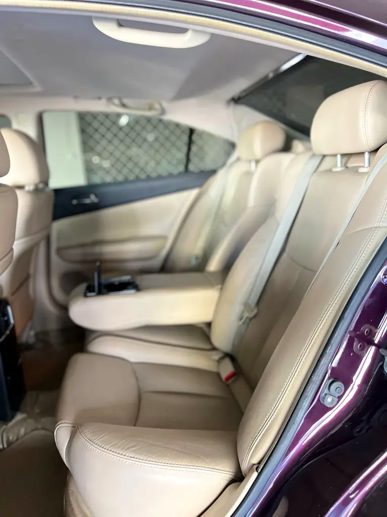 Nissan Maxima 2012 SL | GCC Specs | Well Maintained - Image 11
