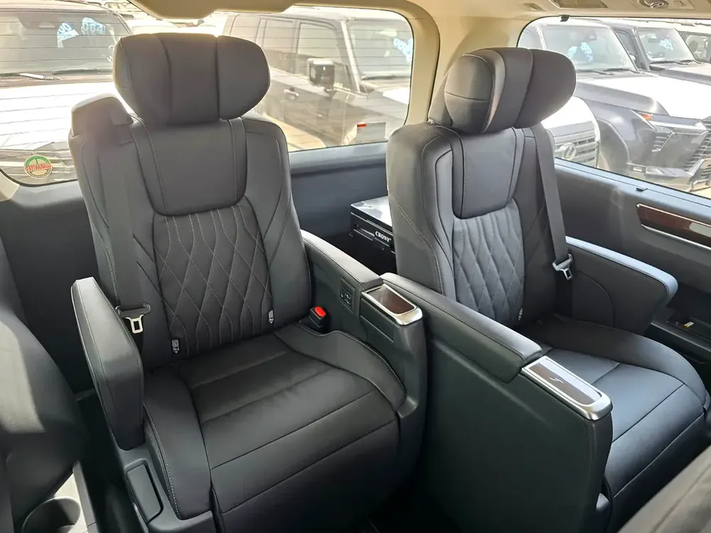 3.5L PREMIUM 6 SEATER V6 PETROL A/T FULL OPTION - Image 16