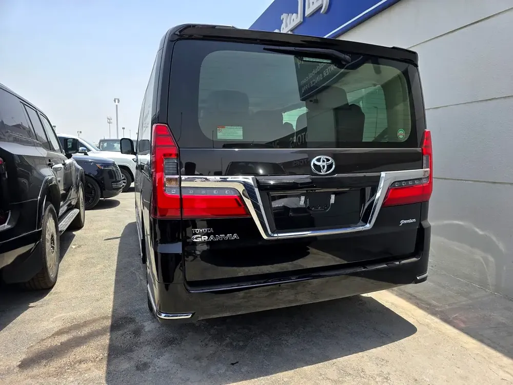 3.5L PREMIUM 6 SEATER V6 PETROL A/T FULL OPTION - Image 20