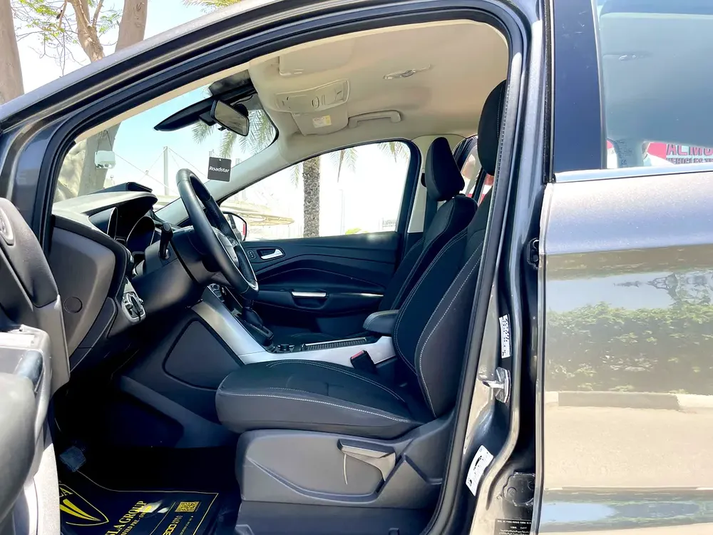 UNLIMITED MILEAGE WARRANTY /NAVIGATION + CAMERA + KEYLESS START + CRUISE CONTROL / IN HOUSE FINANCE - Image 16