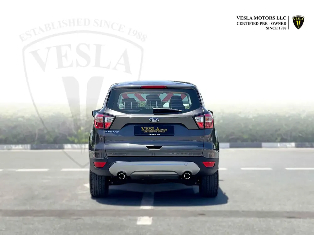 UNLIMITED MILEAGE WARRANTY /NAVIGATION + CAMERA + KEYLESS START + CRUISE CONTROL / IN HOUSE FINANCE - Image 8