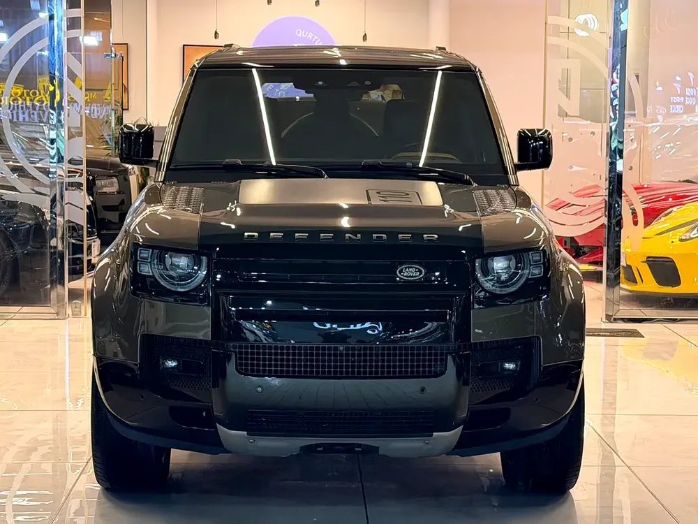 Land Rover Defender 110 X-Dynamic HSE 2020 - European Specs - Image 4