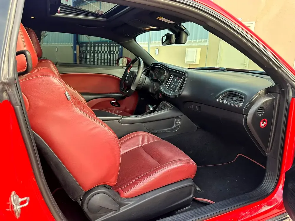 GCC Specs 2020 Dodge Challenger Hellcat Redeye - Pristine Condition - Image 11