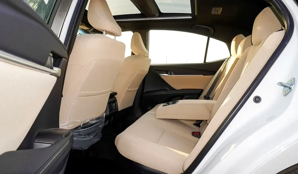 2026 - CAMRY LE 2.5L HYBRID WITH PANORAMIC ROOF - GCC - Image 13