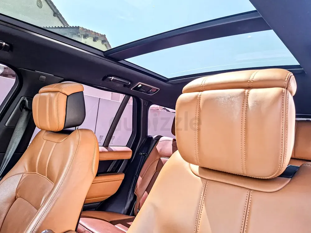AED 2173/month | 2019 Land Rover Range Rover Vogue SE Supercharged | GCC Specs | Ref#464604 - Image 13