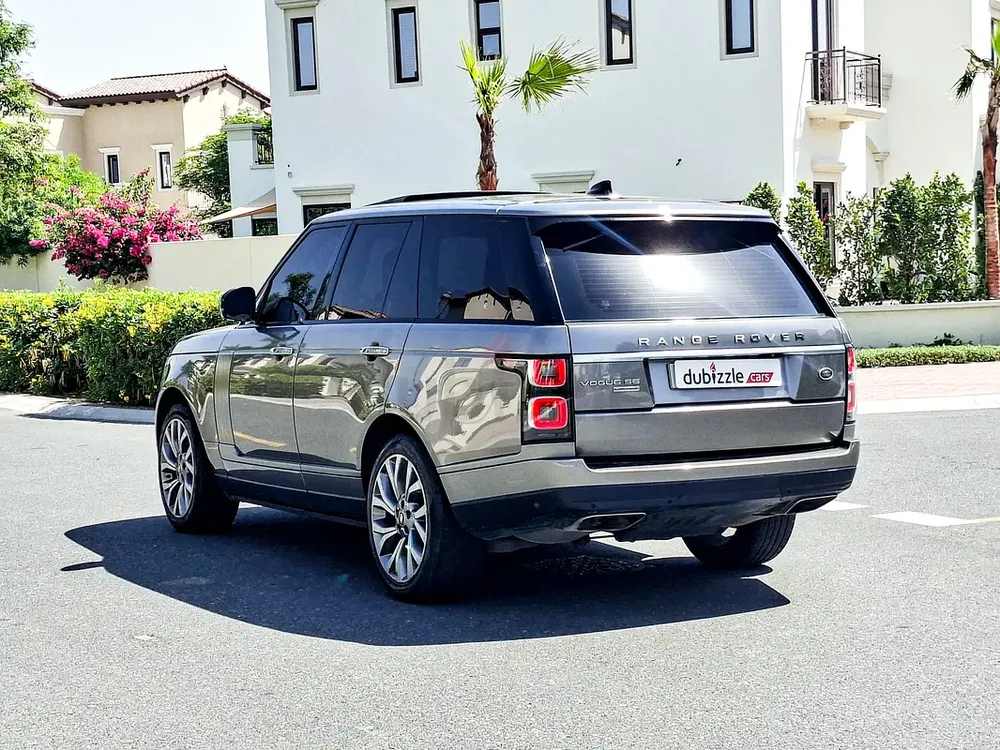 AED 2173/month | 2019 Land Rover Range Rover Vogue SE Supercharged | GCC Specs | Ref#464604 - Image 8