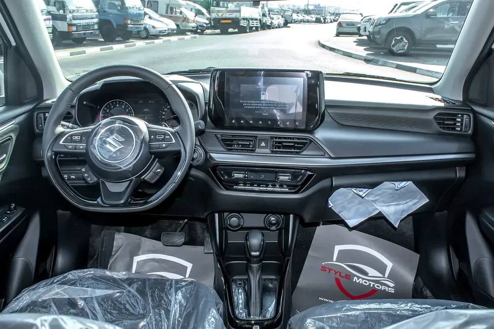 SUZUKI SWIFT HYBRID GCC GLX 2026 - Image 12
