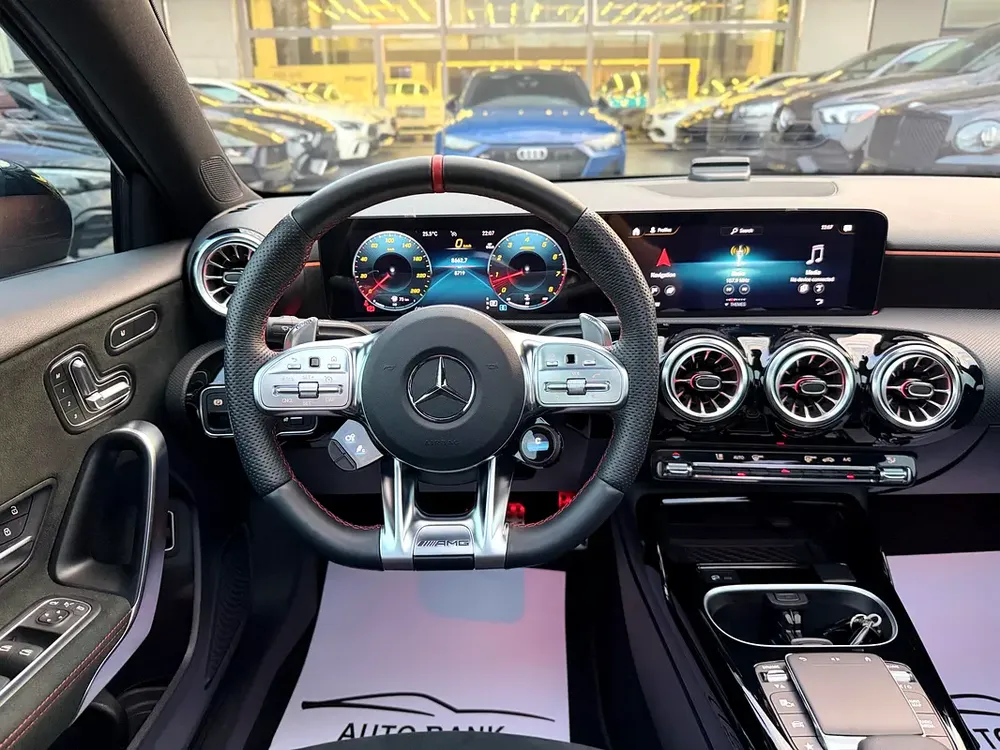 MERCEDES A35 - MODEL 2023 - NO ACCIDENT - 8,000 KM - Image 9