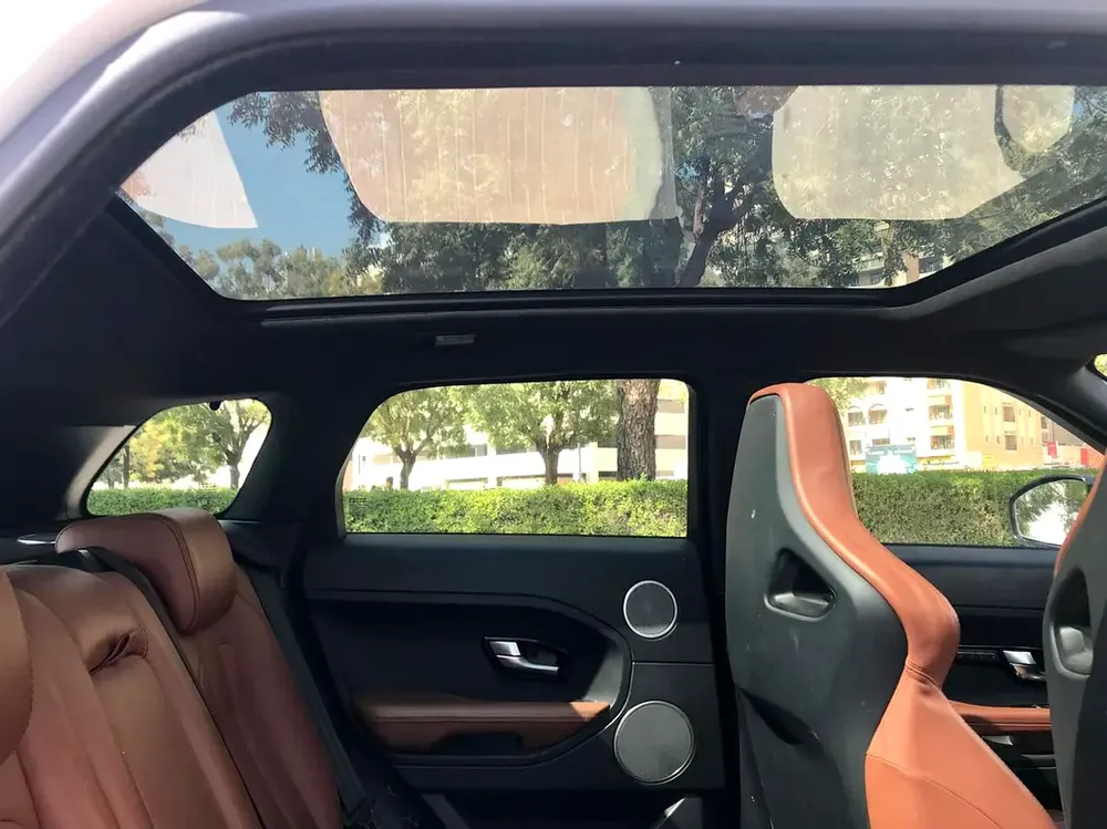 Land Rover Range Rover Evoque R-Dynamic HSE 2015 GCC Specs - Image 10