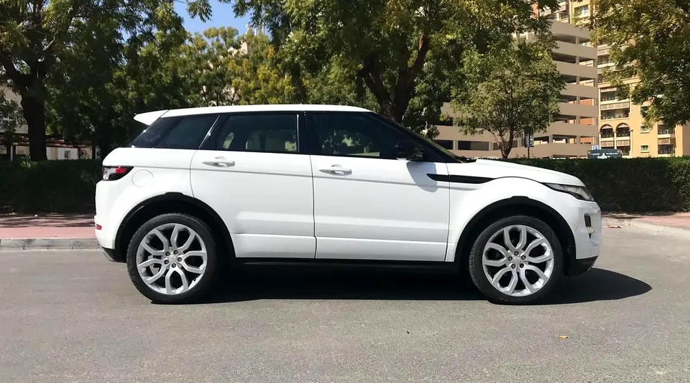 Land Rover Range Rover Evoque R-Dynamic HSE 2015 GCC Specs - Image 7