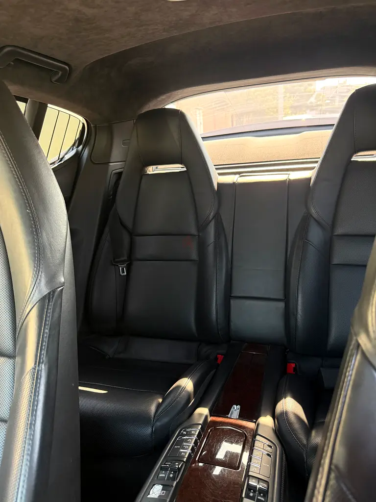 Porsche Panamera S 2010 | GCC Specs | Well Maintained - Image 11