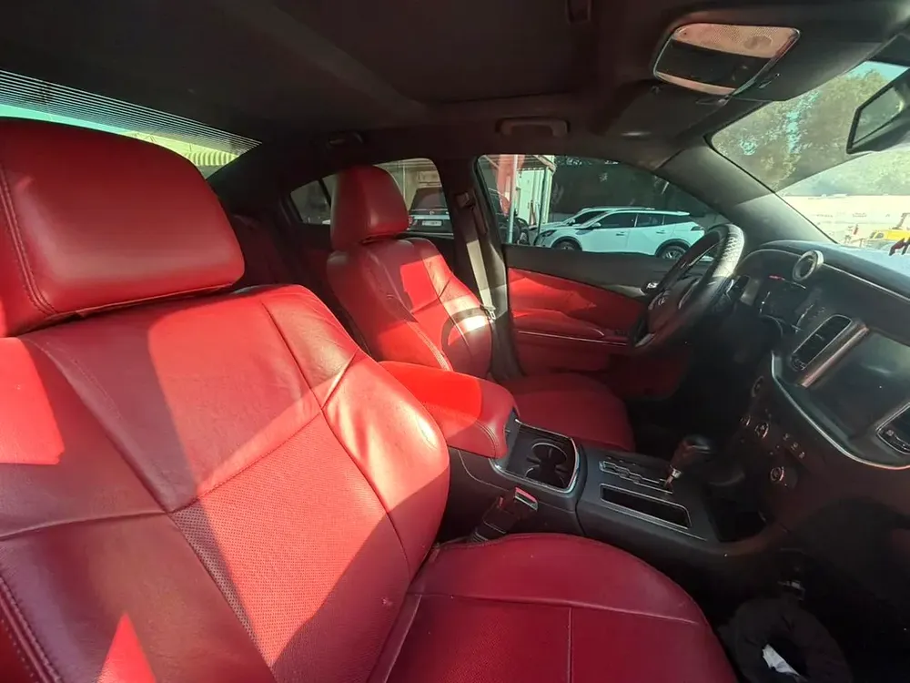 Dodge Charger R/T 2014 GCC Specs | Well Maintained - Image 8