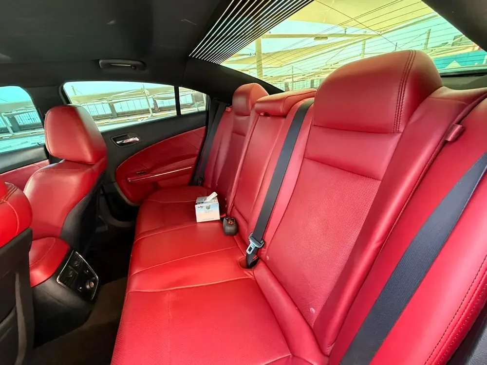 Dodge Charger R/T 2014 GCC Specs | Well Maintained - Image 9