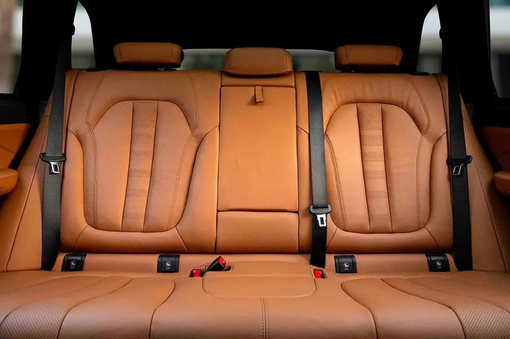 4,700 P.M |  X5 Xdrive40i M | 0% Downpayment | BMW WARRANTY+SERVICE | MANY EXTRAS! - Image 12