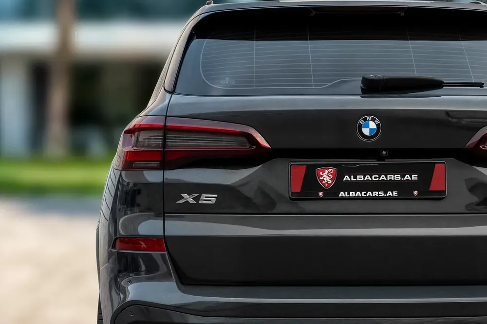 4,700 P.M |  X5 Xdrive40i M | 0% Downpayment | BMW WARRANTY+SERVICE | MANY EXTRAS! - Image 6