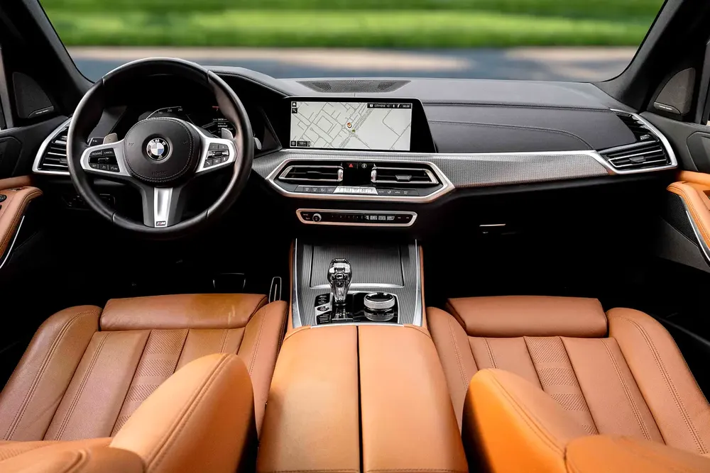 4,700 P.M |  X5 Xdrive40i M | 0% Downpayment | BMW WARRANTY+SERVICE | MANY EXTRAS! - Image 8