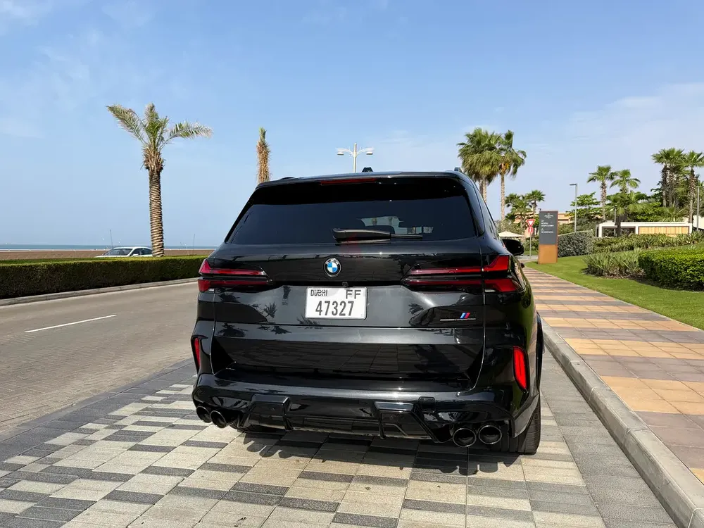2025 BMW X5 M60i | 523HP V8 | Full Option | Like New - Image 6