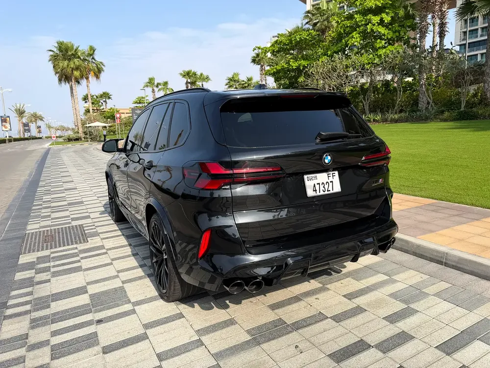 2025 BMW X5 M60i | 523HP V8 | Full Option | Like New - Image 7