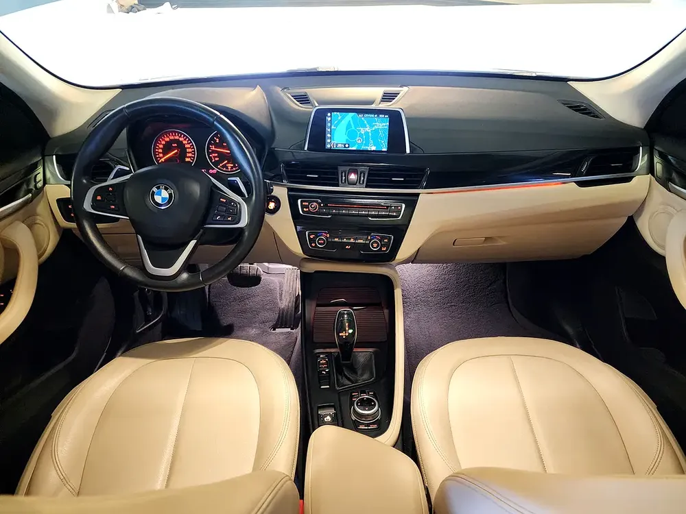 BMW X1 SDrive20i V4 2.0 2018 Model GCC Specs In Perfect Condition - Image 13