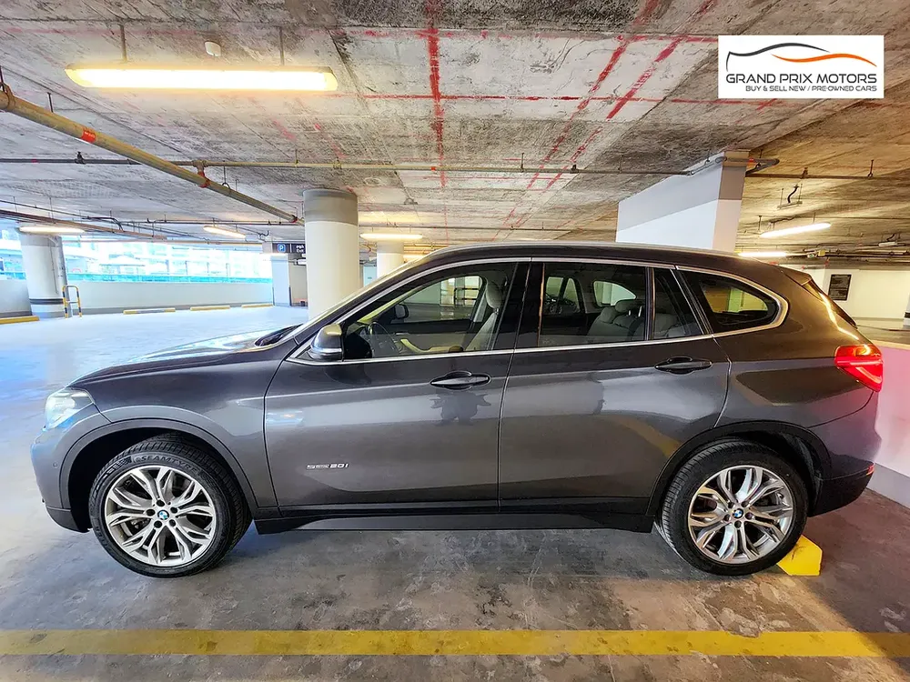 BMW X1 SDrive20i V4 2.0 2018 Model GCC Specs In Perfect Condition - Image 5