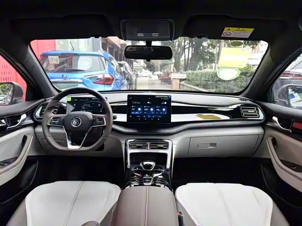 BYD Qin Plus DM-i 55KM,Zero KM,Smart Driving Edition ,Can Arrange Bank Loan - Image 4