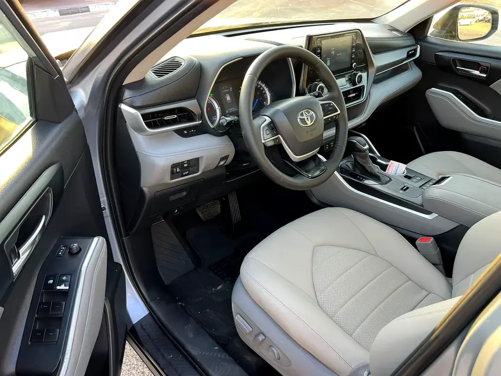 2022 Toyota Highlander Hybrid GLE Full Option Gcc -2.5L V4 - Rear Camera & Sensor - Leather Seat - Image 11
