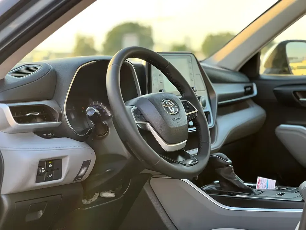 2022 Toyota Highlander Hybrid GLE Full Option Gcc -2.5L V4 - Rear Camera & Sensor - Leather Seat - Image 12