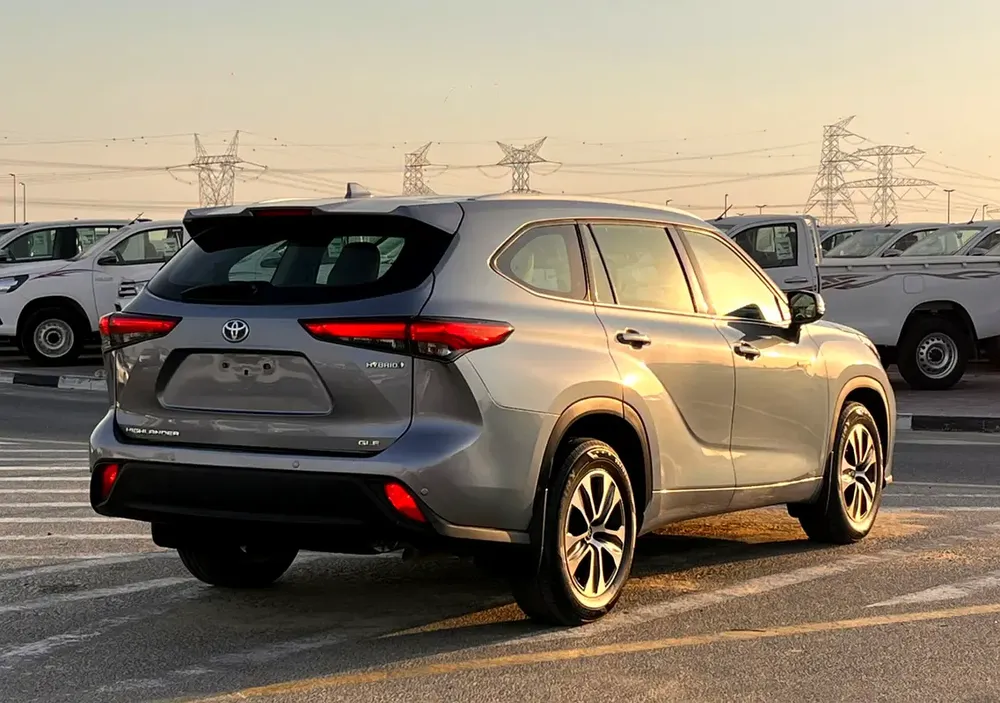 2022 Toyota Highlander Hybrid GLE Full Option Gcc -2.5L V4 - Rear Camera & Sensor - Leather Seat - Image 9