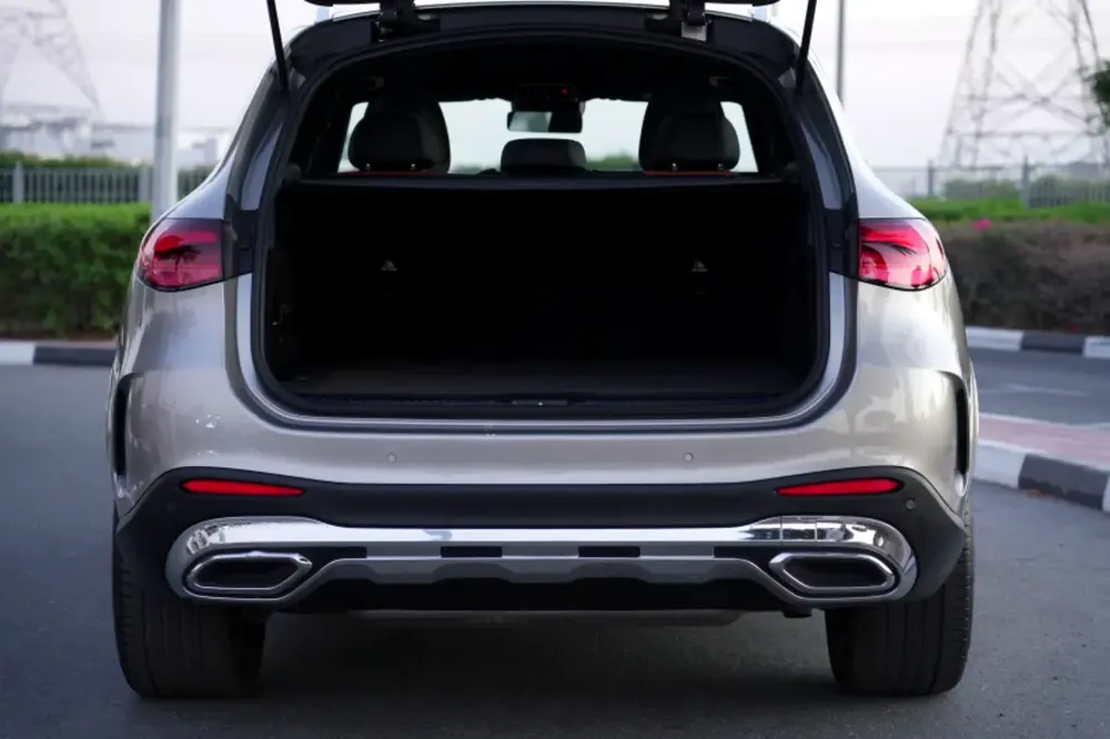 MERCEDES BENZ GLC 200 SUV 4 MATIC MODEL 2023 –  31,000 KM
WARRANTY  SERVICE 5 YEARS OR 105,000 - Image 8