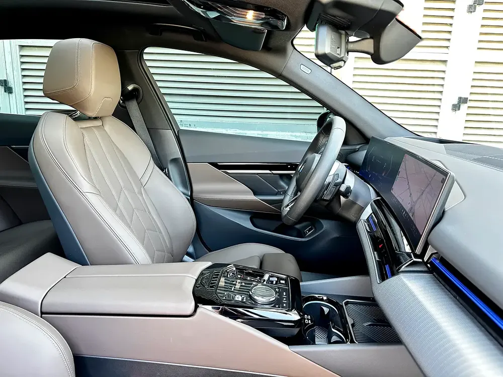 BMW 520i || M-PACKAGE || CLEAN TITLE || 2024 || - Image 5