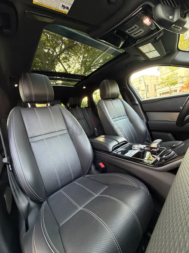 Velar very clean original paint top options - Image 9