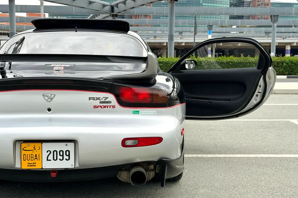 Mazda RX-7 1994 ( Spirit R Edition ) 1.3L - Twin-Turbocharged Rotary Engine | Sunroof | Japan Import - Image 6
