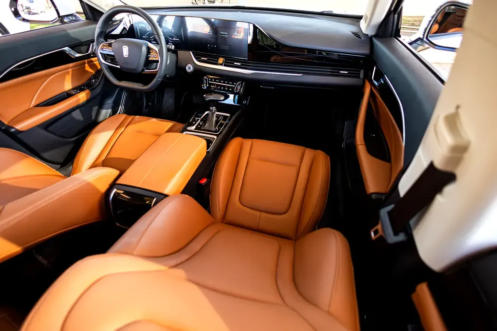 Bestune B70 Comfort 2025 GCC | Agency Warranty | Service Contract | Flexible D.P. - Image 15