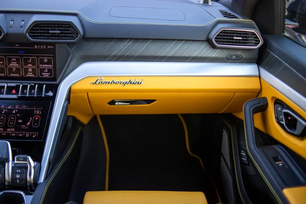 LAMBORGHINI URUS | 2019 | 46,672km| UNDER WARRANTY - Image 17