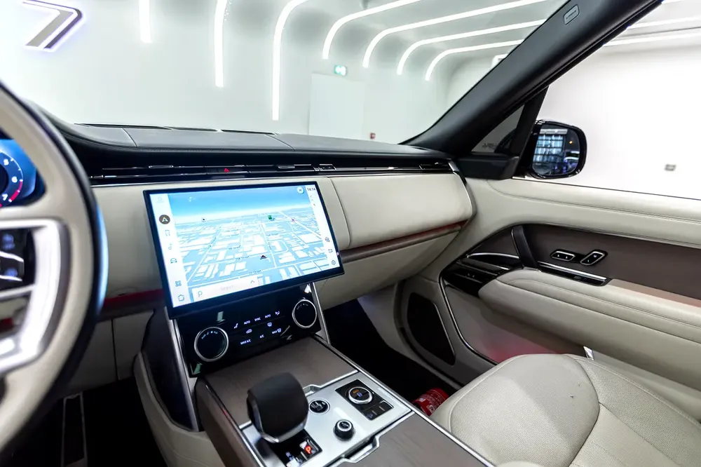 Land Rover Range Rover First Edition 2022 - GCC Specs - Pristine Condition - WARRANTY - AL TAYER - - Image 10
