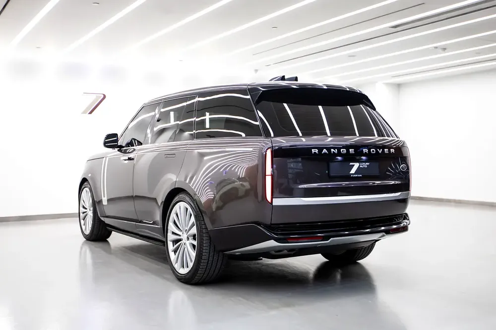 Land Rover Range Rover First Edition 2022 - GCC Specs - Pristine Condition - WARRANTY - AL TAYER - - Image 5