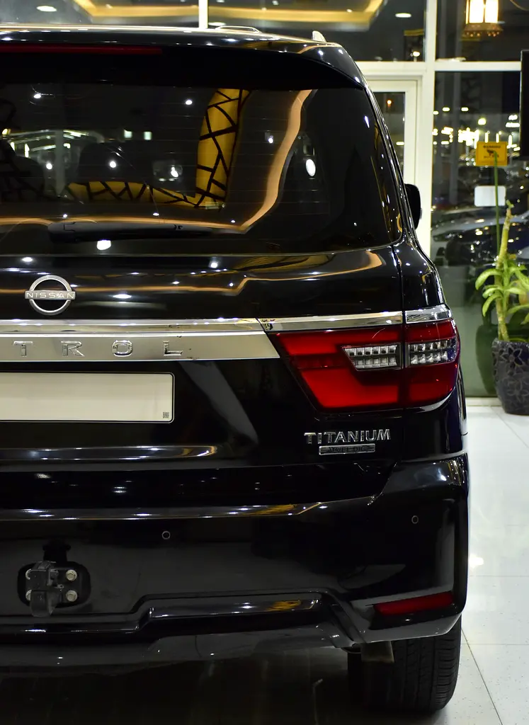 AED 2,875 EMi at 0% DP | Nissan Patrol Titanium ( 2023 Model ) in Black Color GCC Specs - Image 9