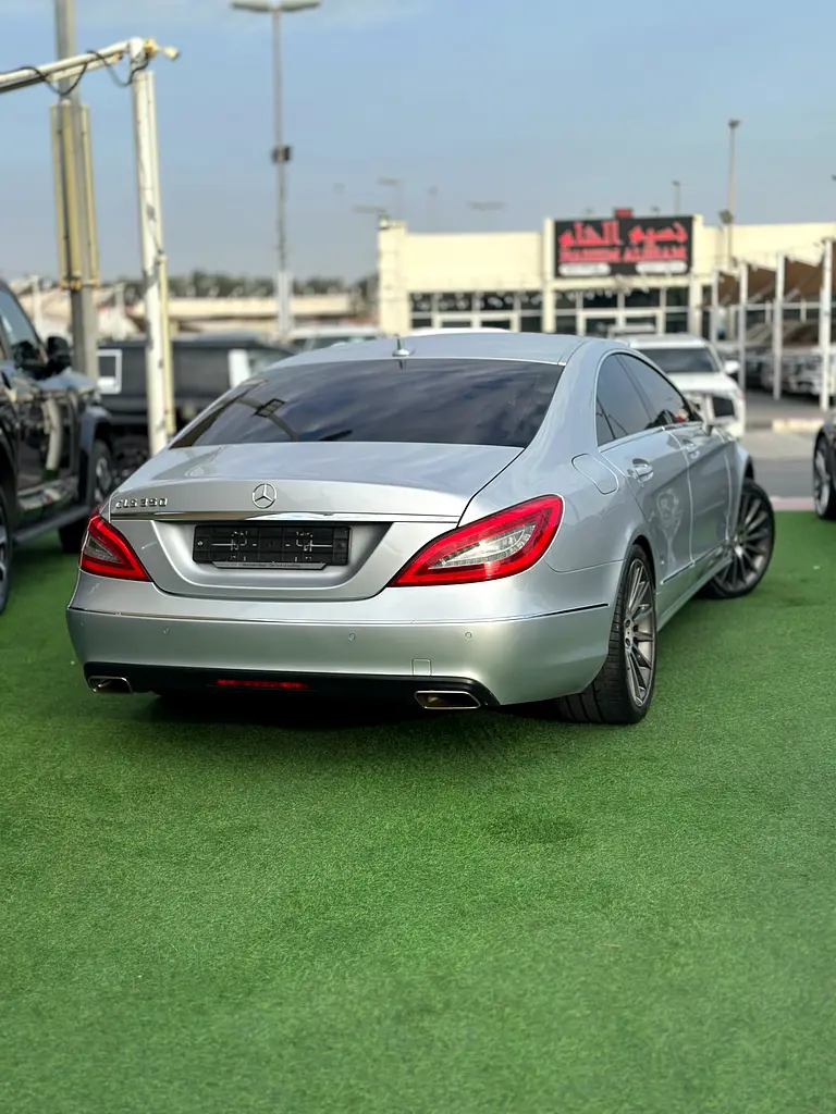 Excellent Condition Mercedes‑Benz CLS 350 BlueEfficiency  2013  Korean Specs - Image 6