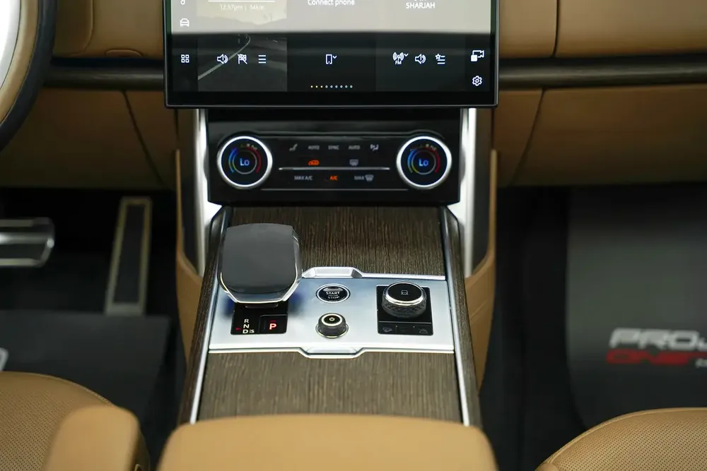 2023 RANGE ROVER HSE P530 WITH WARRANTY AND SERVICE CONTRACT - Image 11