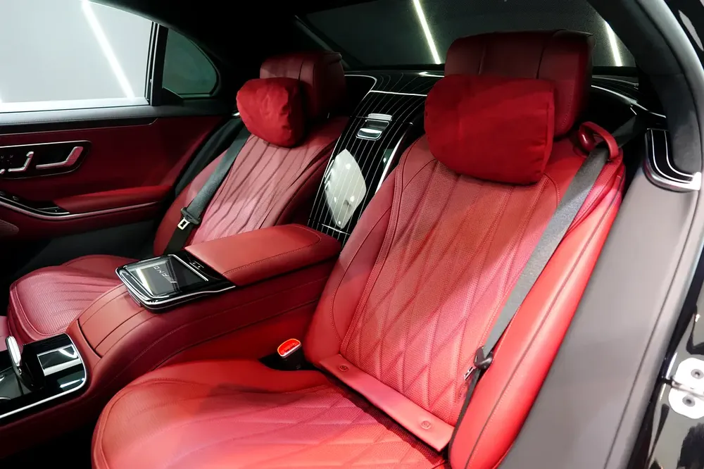 2024 S63 AMG E Performance, BRAND NEW, Carbon Exterior Pack, Ceramic Brakes, Gargash Warranty!! - Image 8