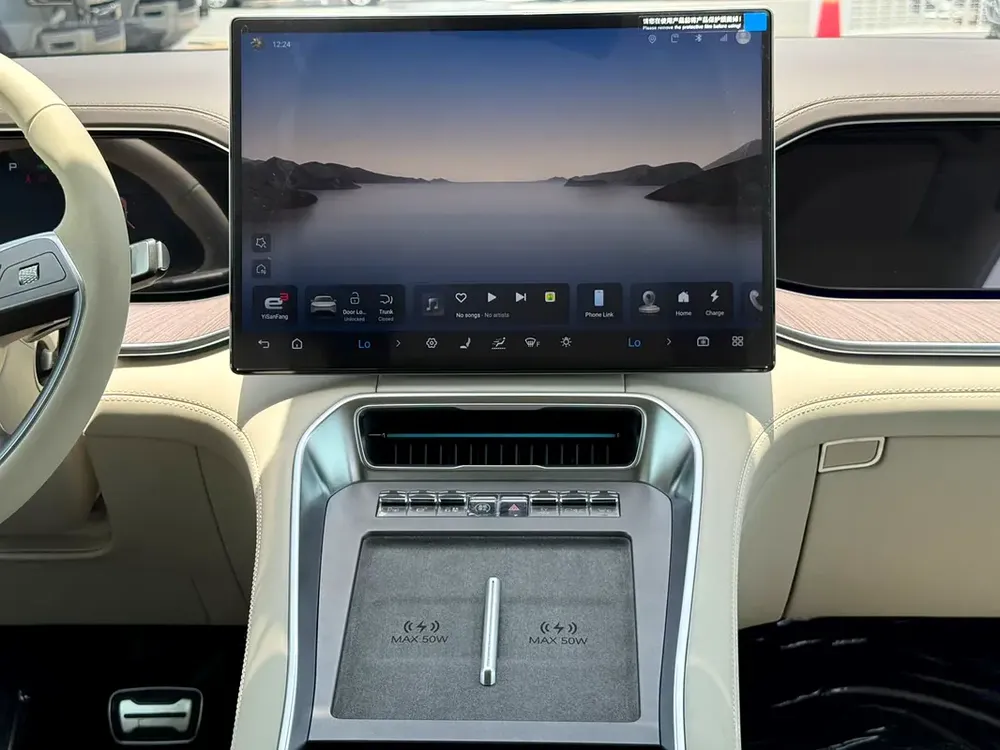 Denza N9 Flagship 2025 Chinese Specs - Luxury Electric SUV - Image 10