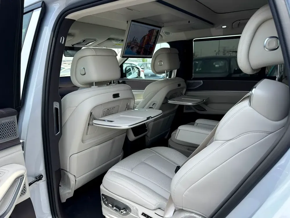 Denza N9 Flagship 2025 Chinese Specs - Luxury Electric SUV - Image 6